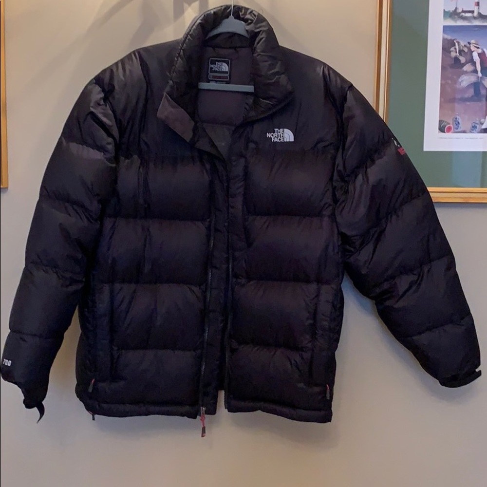 Black men’s north face winter puffer